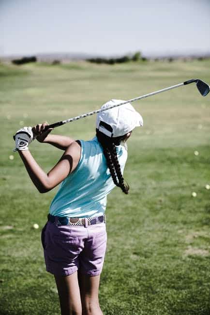 Femalegolferinsidepulse